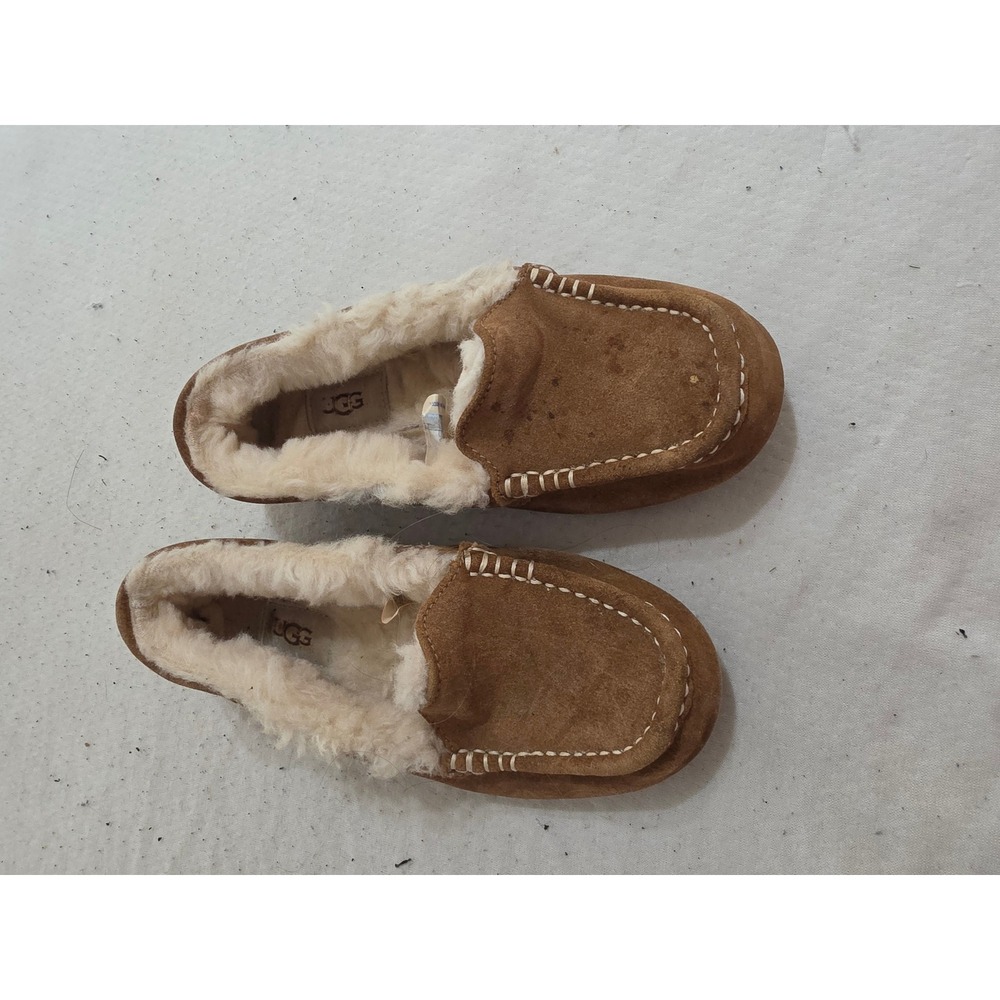 UGG Ansley Chestnut Suede Moccasin Slippers 1106878‎ Womens 7 Brown